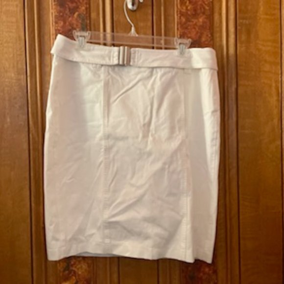 White House Black Market Dresses & Skirts - NWT WHBM White Lined Skirt with Matching (in both color & Size) Belt | Size:  12